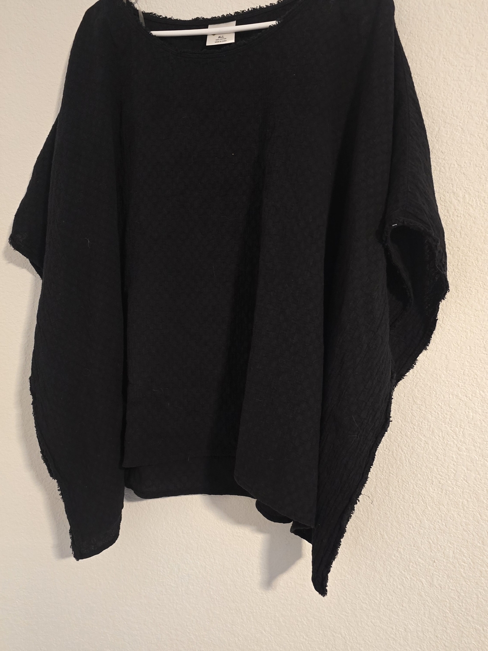 Laundry By Shelli Segal Black Cotton Top with Subtle Texture